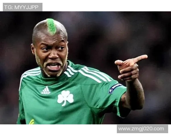 当足球球星发型走偏路赛场瞬间化身欢乐喜剧舞台